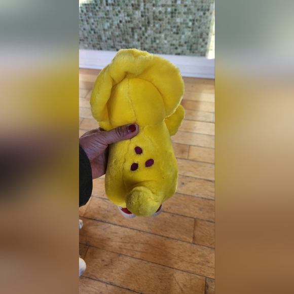 BJ from barney yellow dinosaur plush - Picture 9 of 10